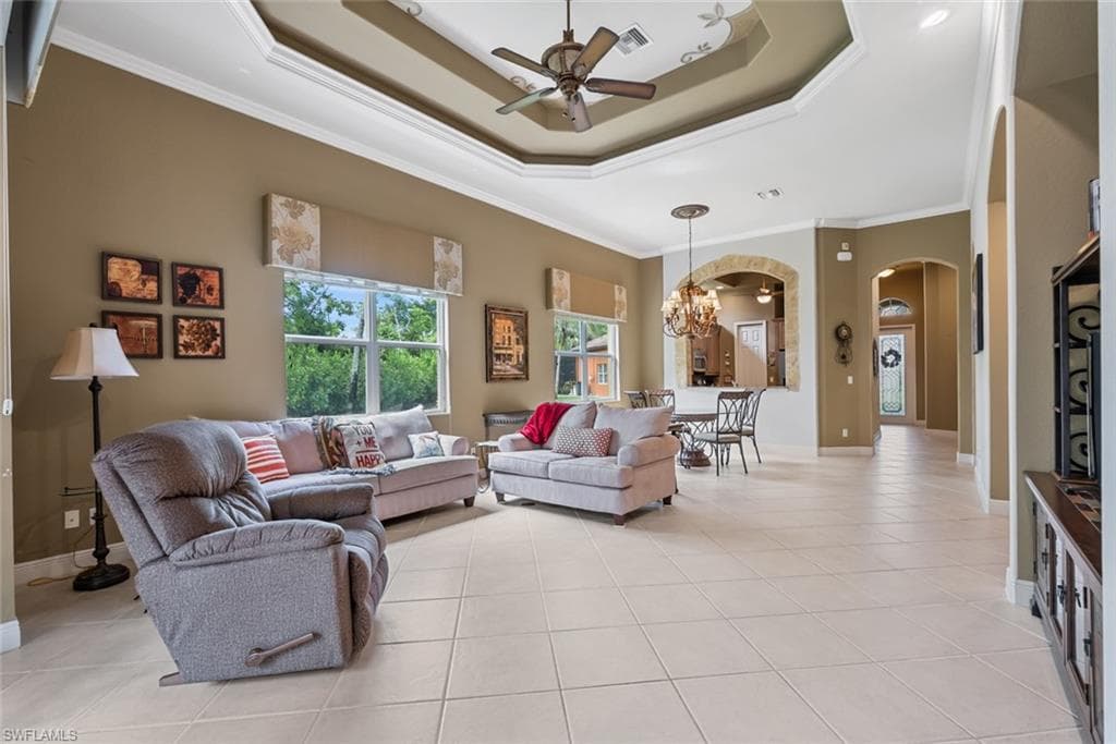 5757 Mango Cir 5757, Naples, FL 34110-13