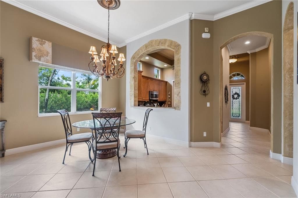 5757 Mango Cir 5757, Naples, FL 34110-17