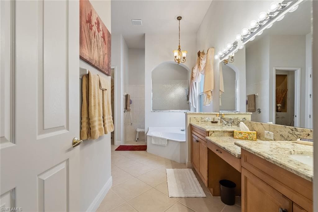 5757 Mango Cir 5757, Naples, FL 34110-21