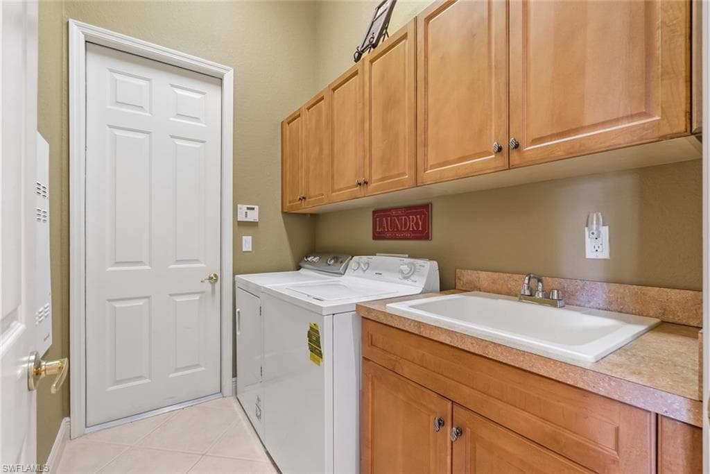 5757 Mango Cir 5757, Naples, FL 34110-26