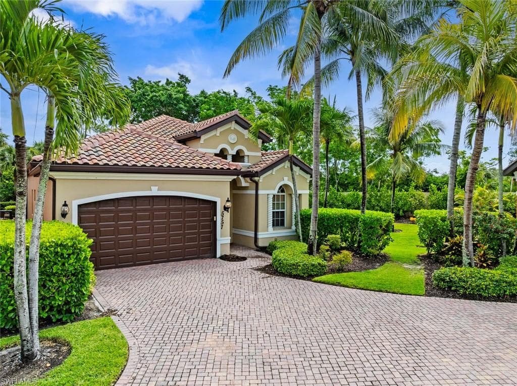 5757 Mango Cir 5757, Naples, FL 34110-31