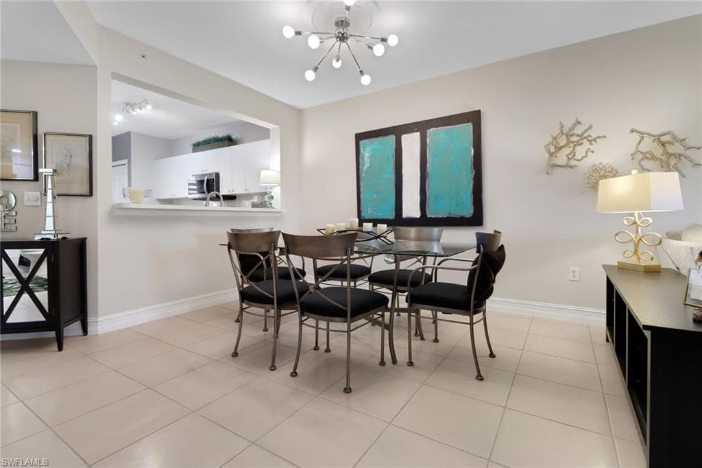 7839 Regal Heron Cir 104, Naples, FL 34104-9