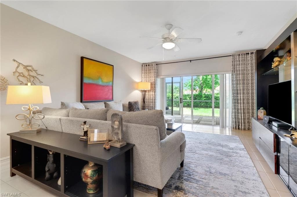 7839 Regal Heron Cir 104, Naples, FL 34104-11