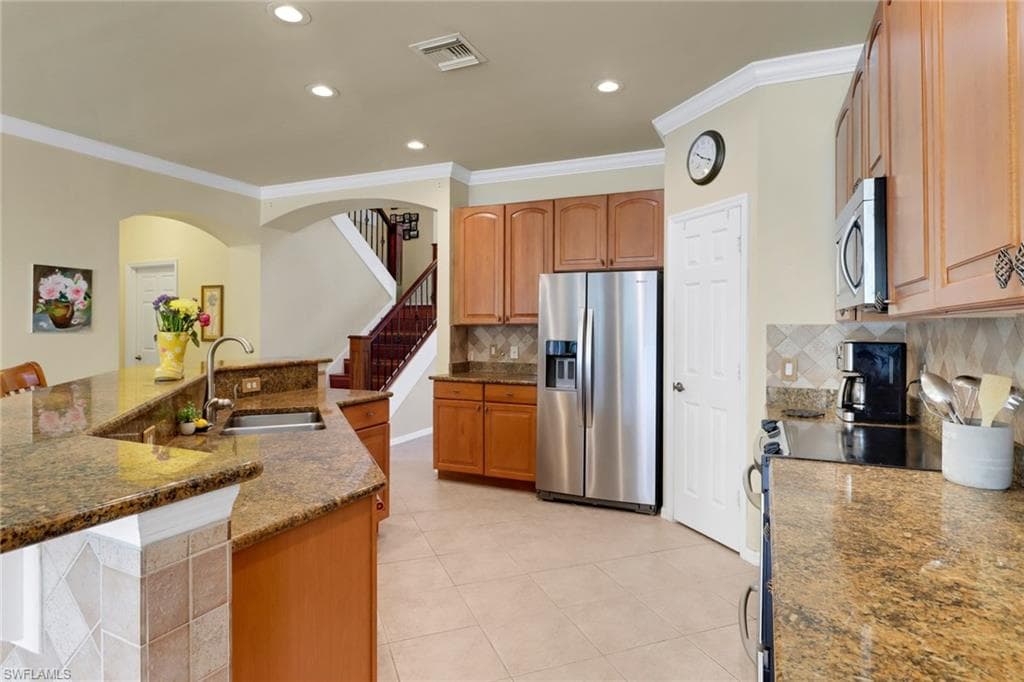 5730 Lago Villaggio Way, Naples, FL 34104-13