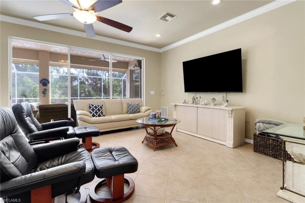 5730 Lago Villaggio Way, Naples, FL 34104-17