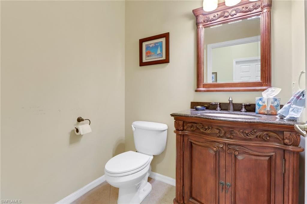 5730 Lago Villaggio Way, Naples, FL 34104-20
