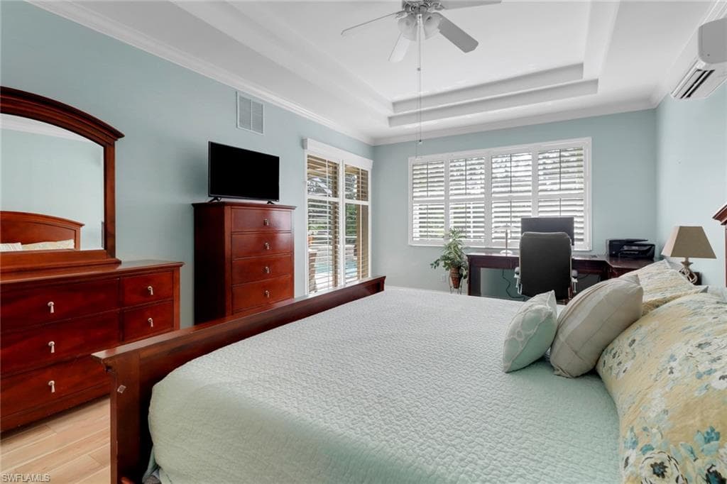 5730 Lago Villaggio Way, Naples, FL 34104-23