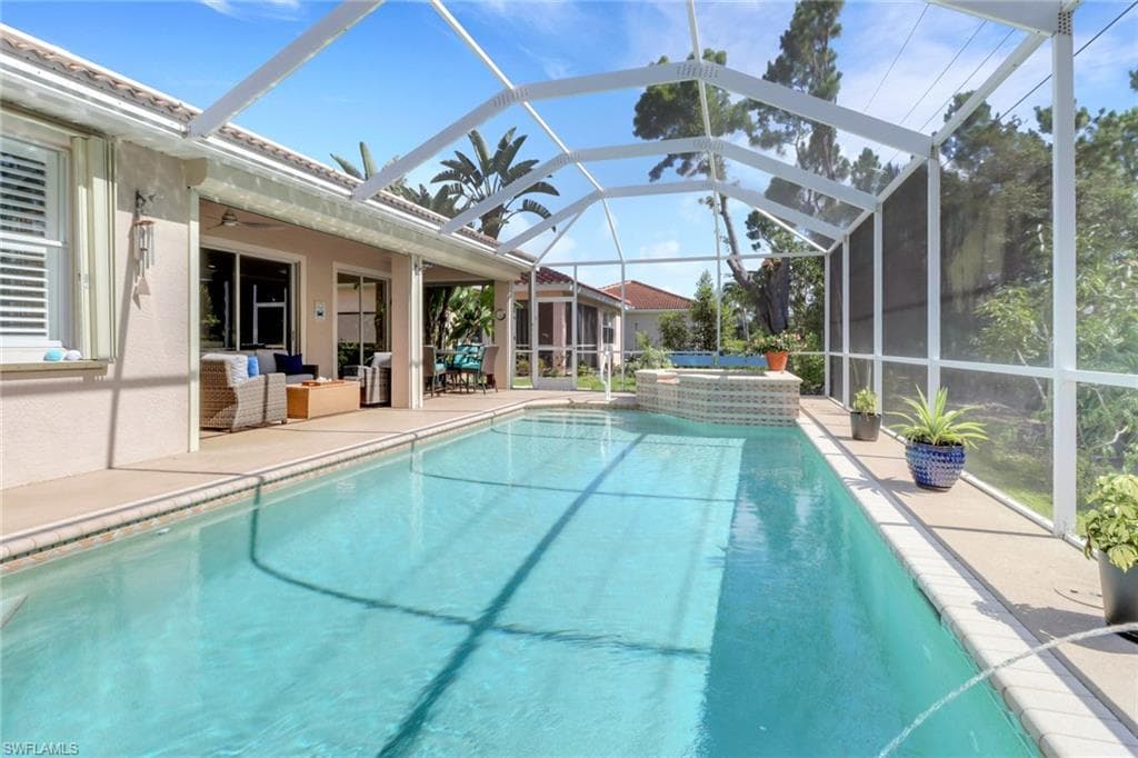 5730 Lago Villaggio Way, Naples, FL 34104-38