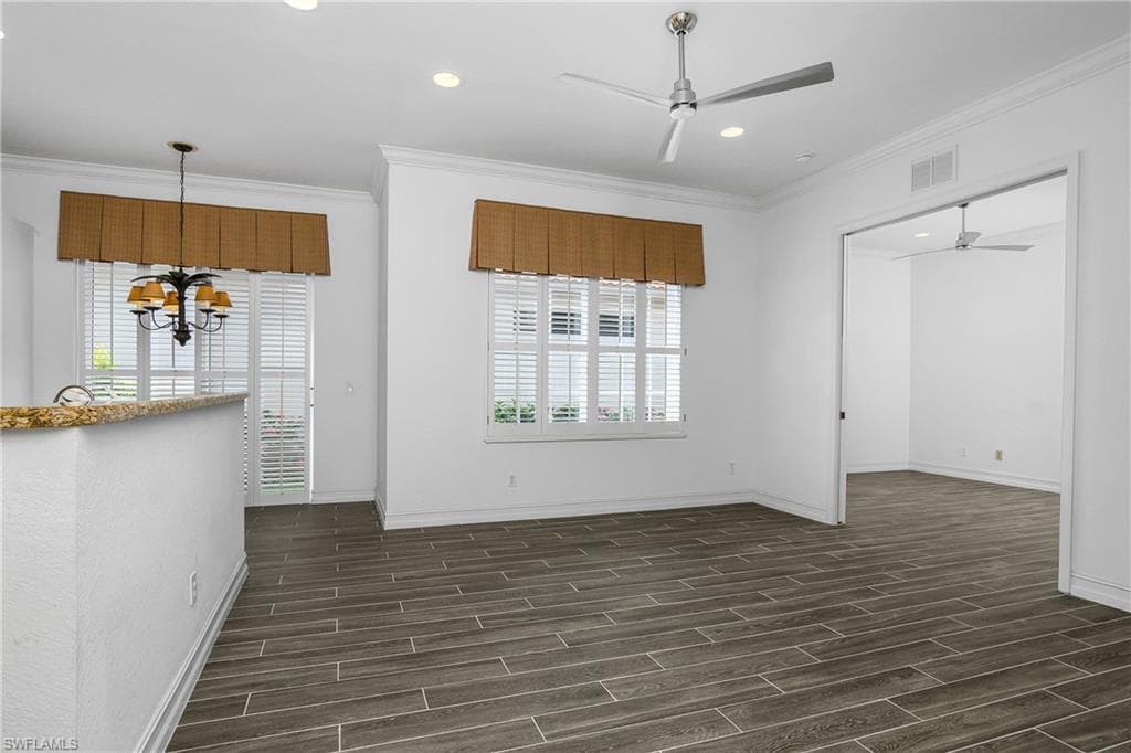 151 Vista Ln, Naples, FL 34119-14