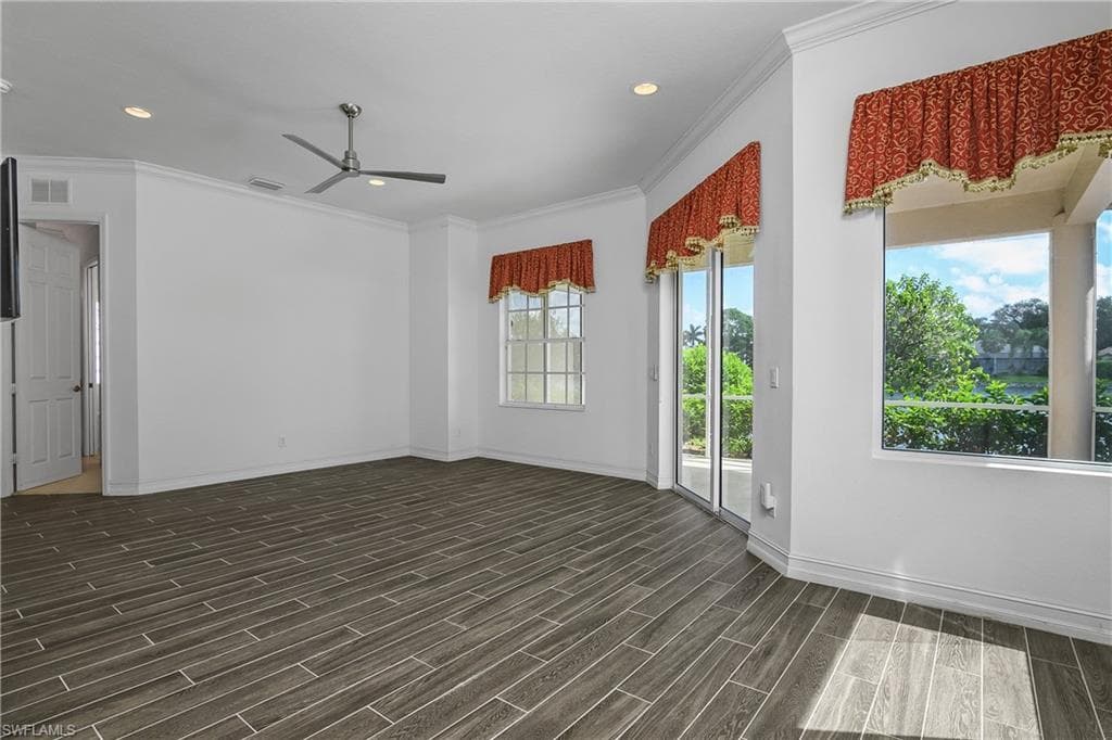151 Vista Ln, Naples, FL 34119-18
