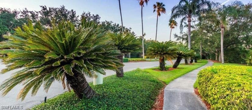 151 Vista Ln, Naples, FL 34119-32
