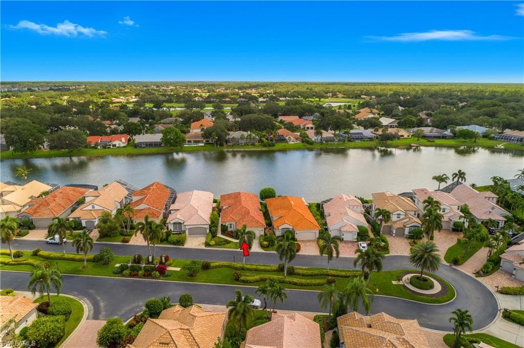151 Vista Ln, Naples, FL 34119-4