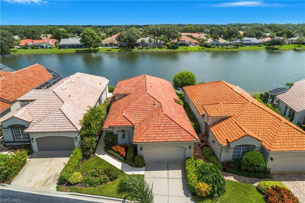 151 Vista Ln, Naples, FL 34119-6
