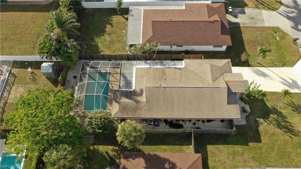 770 93rd Ave N, Naples, FL 34108-10
