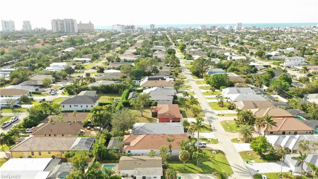 770 93rd Ave N, Naples, FL 34108-14