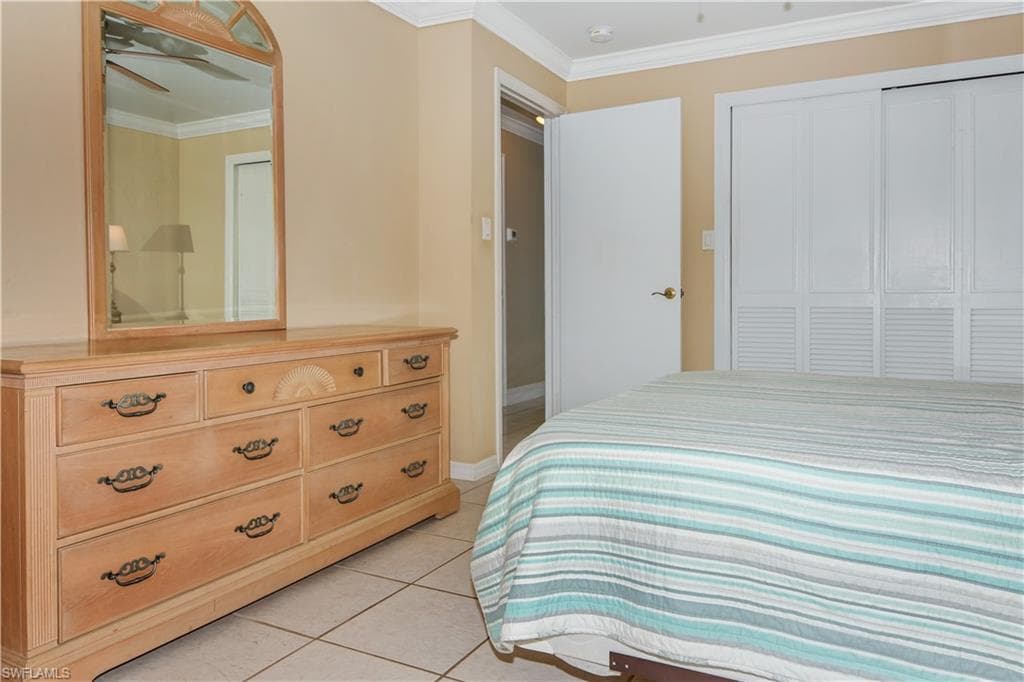 770 93rd Ave N, Naples, FL 34108-35