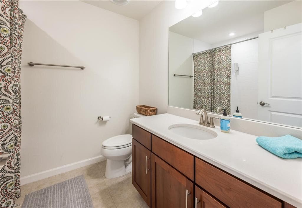 4720 Arboretum Cir 102, Naples, FL 34112-25