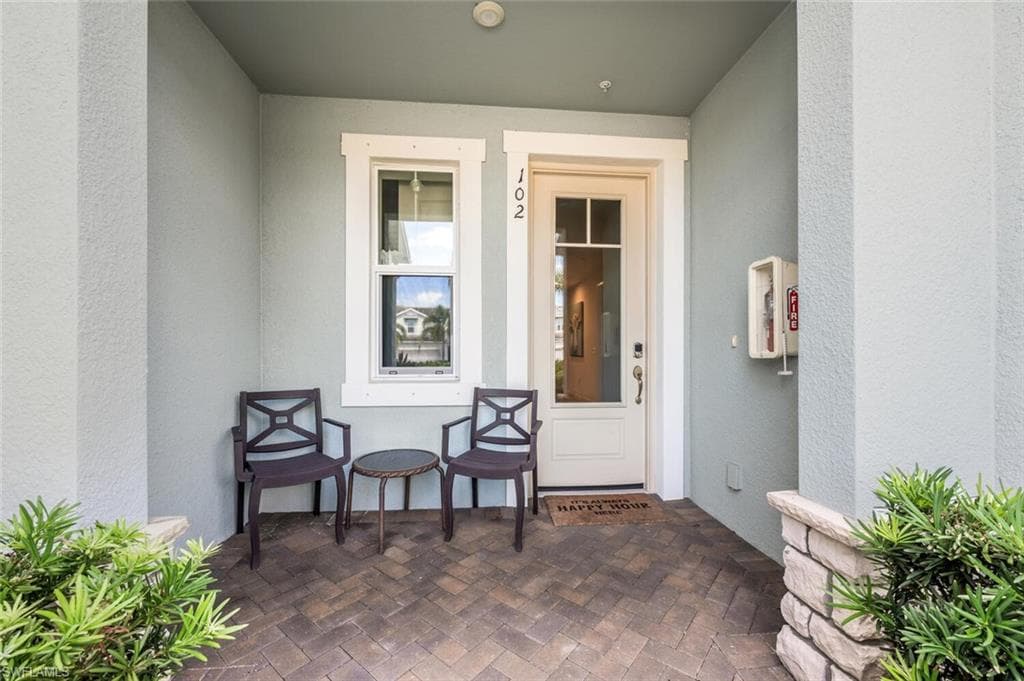 4720 Arboretum Cir 102, Naples, FL 34112-3