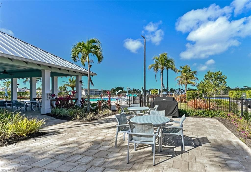 4720 Arboretum Cir 102, Naples, FL 34112-41