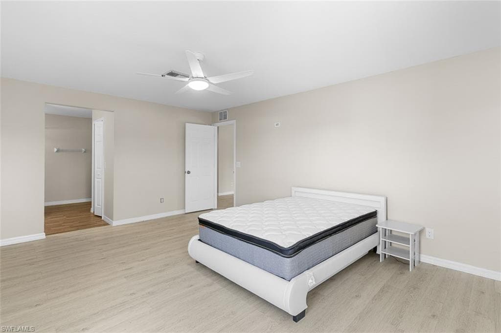 2811 44th St W, Lehigh Acres, FL 33971-18