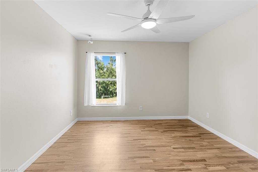 2811 44th St W, Lehigh Acres, FL 33971-29