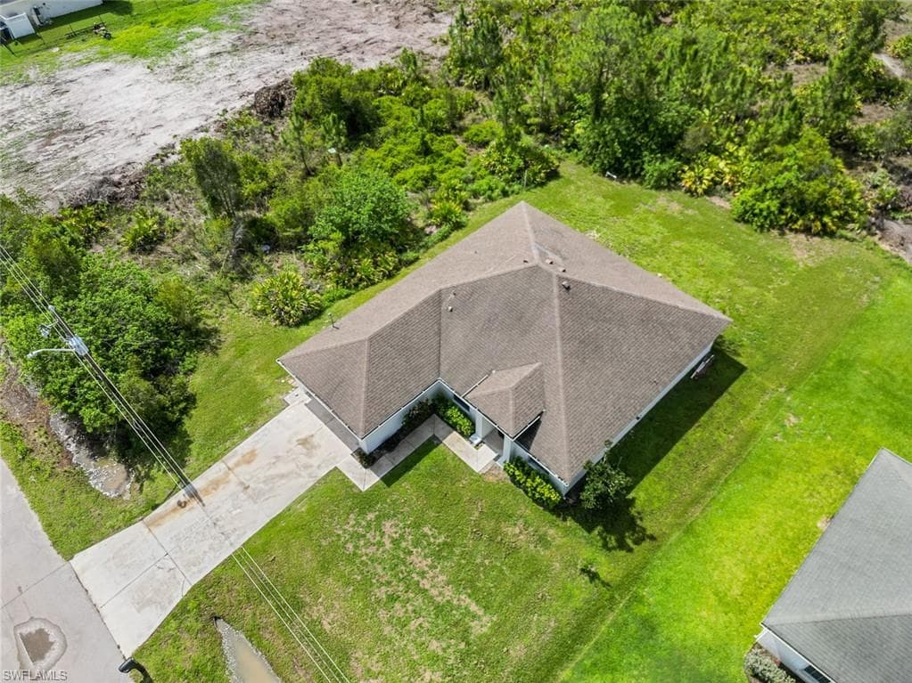 2811 44th St W, Lehigh Acres, FL 33971-34