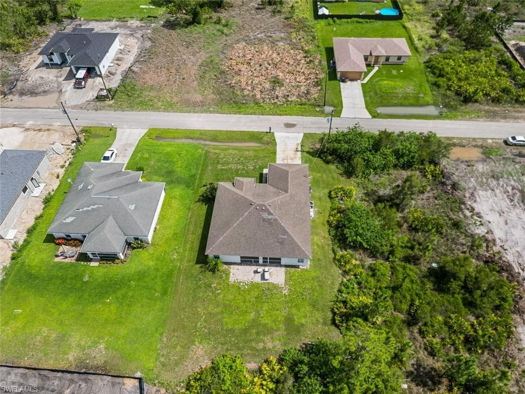 2811 44th St W, Lehigh Acres, FL 33971-35