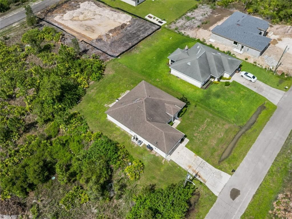 2811 44th St W, Lehigh Acres, FL 33971-37