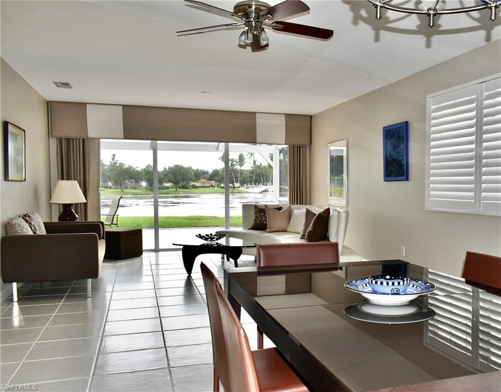 3689 Yakobi Ln, Naples, FL 34119-19