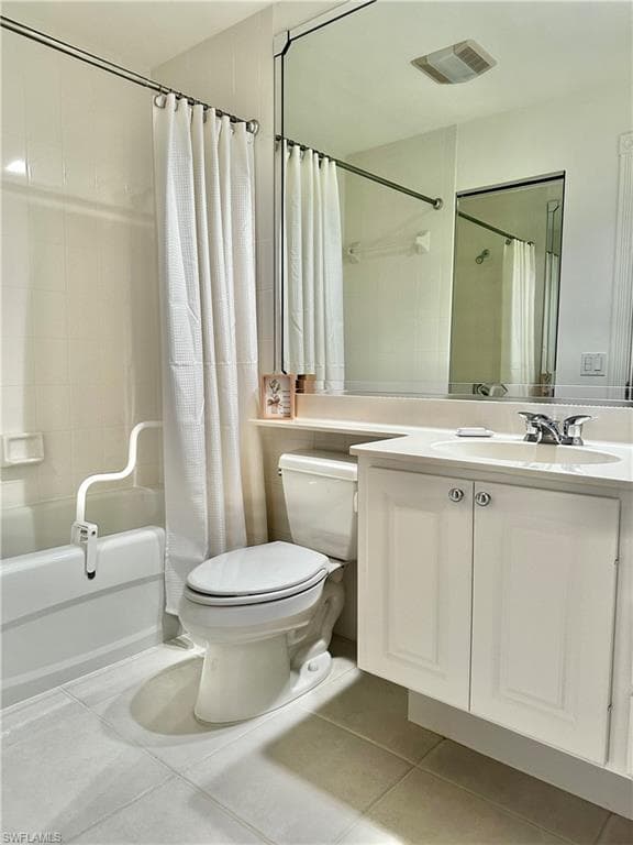 3689 Yakobi Ln, Naples, FL 34119-25