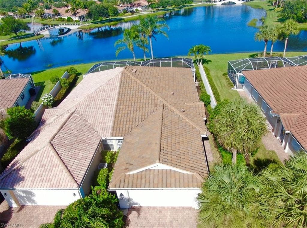 3689 Yakobi Ln, Naples, FL 34119-4