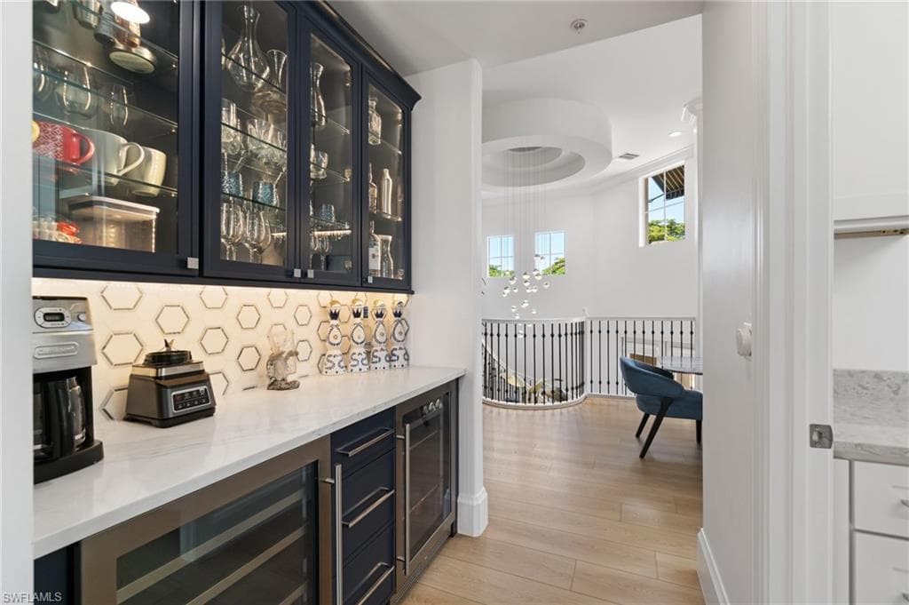 17010 Porta Vecchio Way 201, Naples, FL 34110-7