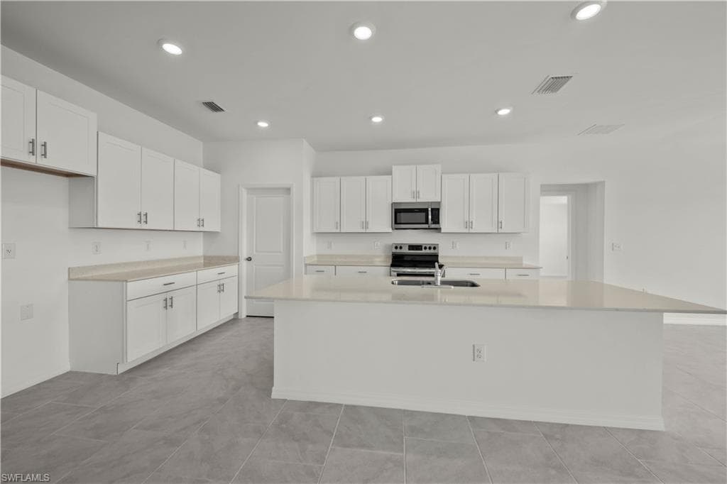 17620 Monte Isola Way, North Fort Myers, FL 33917-25