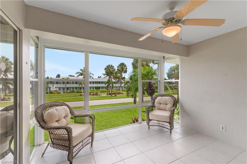418 12th Ave S C418, Naples, FL 34102-9