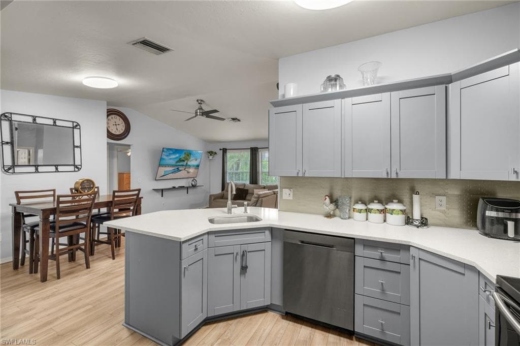 343 Golden Gate Blvd E, Naples, FL 34120-10