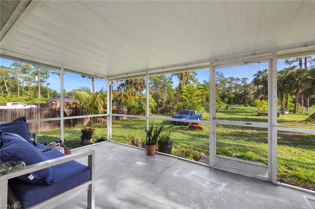343 Golden Gate Blvd E, Naples, FL 34120-21