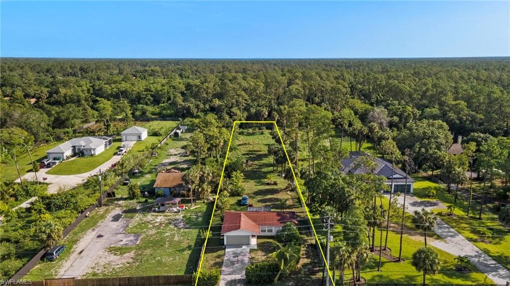 343 Golden Gate Blvd E, Naples, FL 34120-26