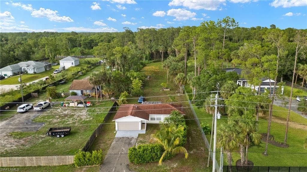 343 Golden Gate Blvd E, Naples, FL 34120-36