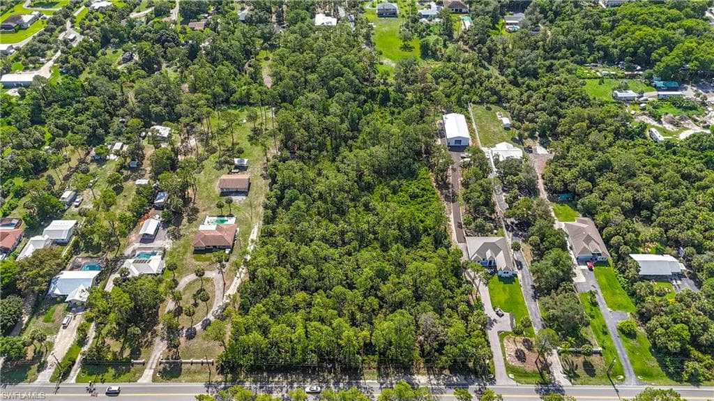 23rd St SW, Naples, FL 34117-9