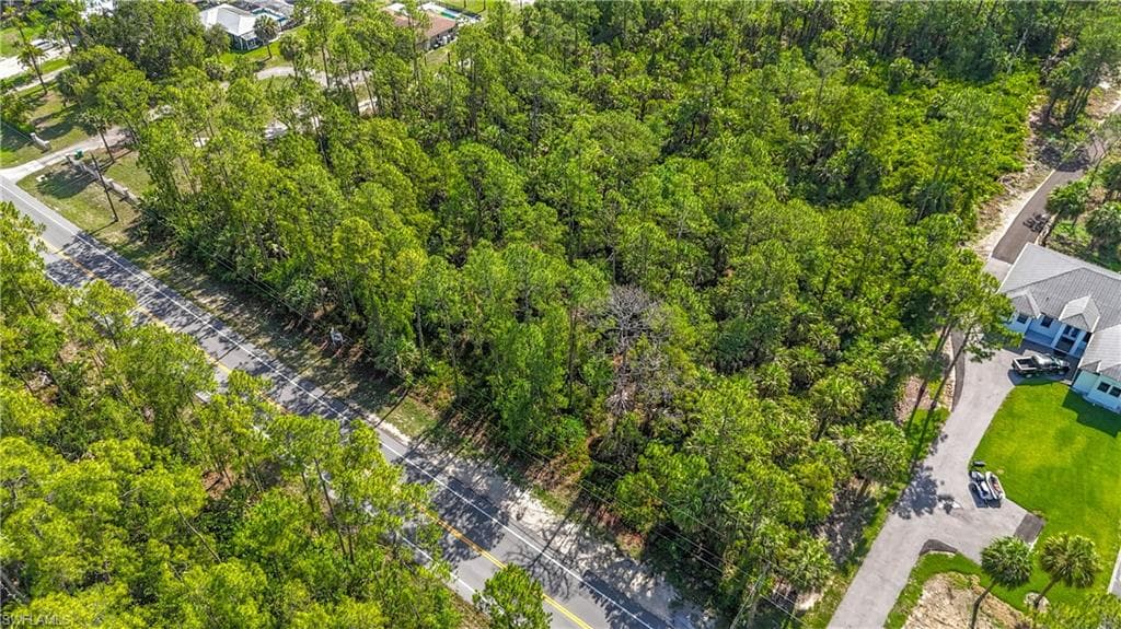 23rd St SW, Naples, FL 34117-12