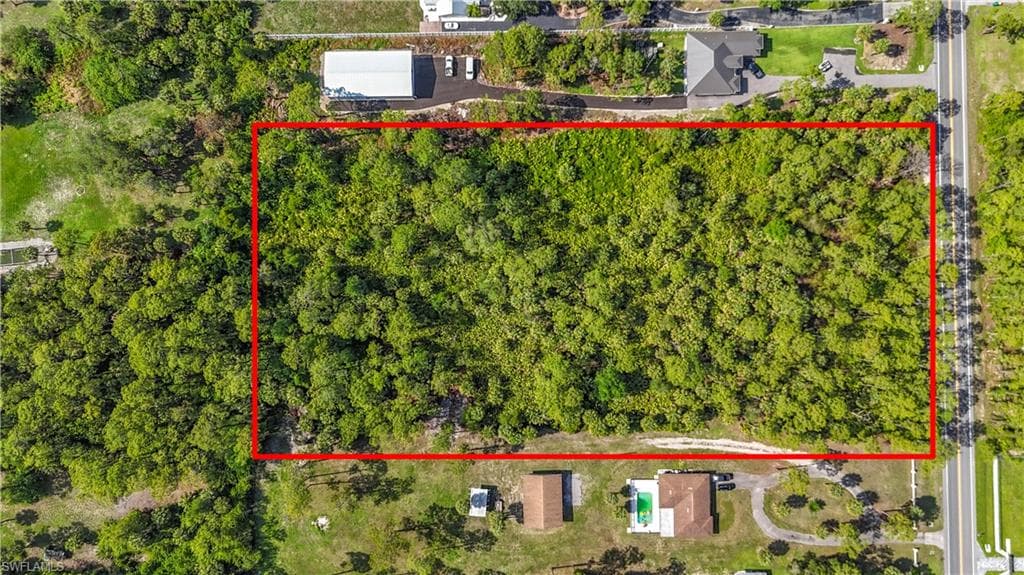 23rd St SW, Naples, FL 34117-15