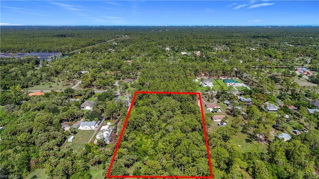 23rd St SW, Naples, FL 34117-18
