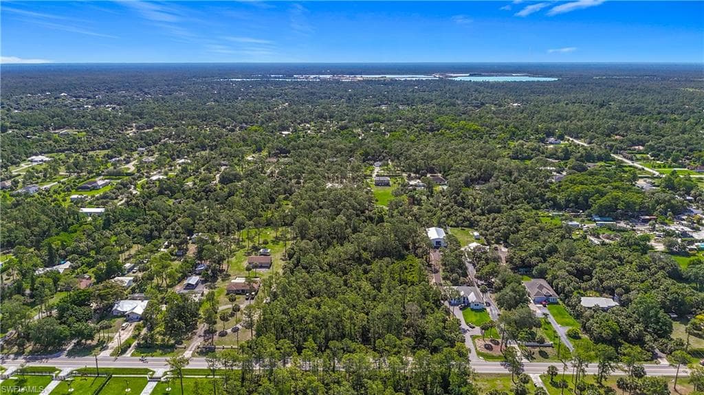 23rd St SW, Naples, FL 34117-4