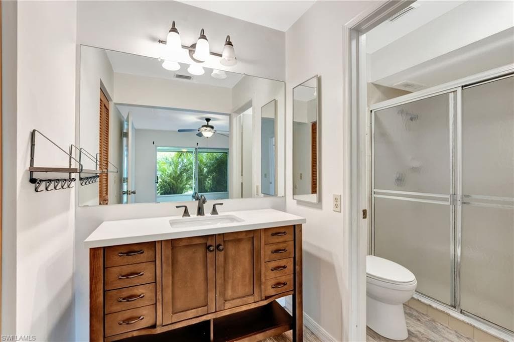 3385 Timberwood Cir, Naples, FL 34105-15