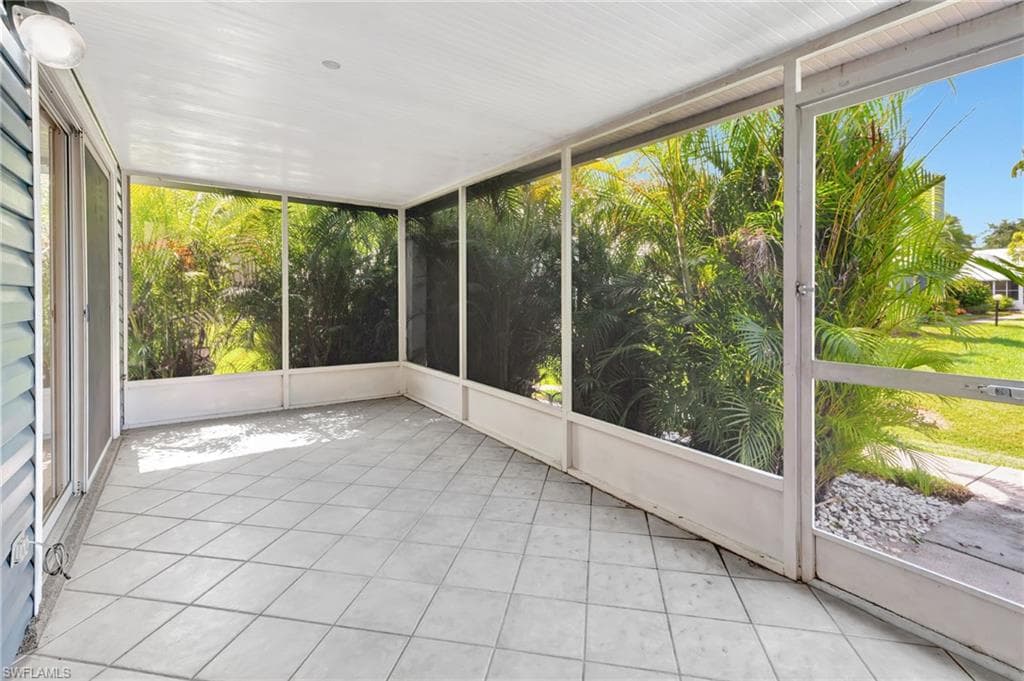 3385 Timberwood Cir, Naples, FL 34105-17