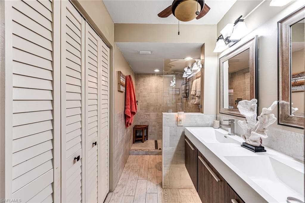 4983 Pepper Cir H206, Naples, FL 34113-18