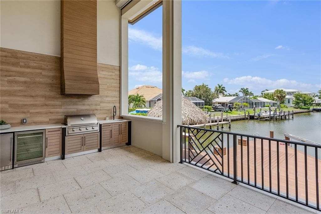 517 Barfield Dr, Marco Island, FL 34145-27