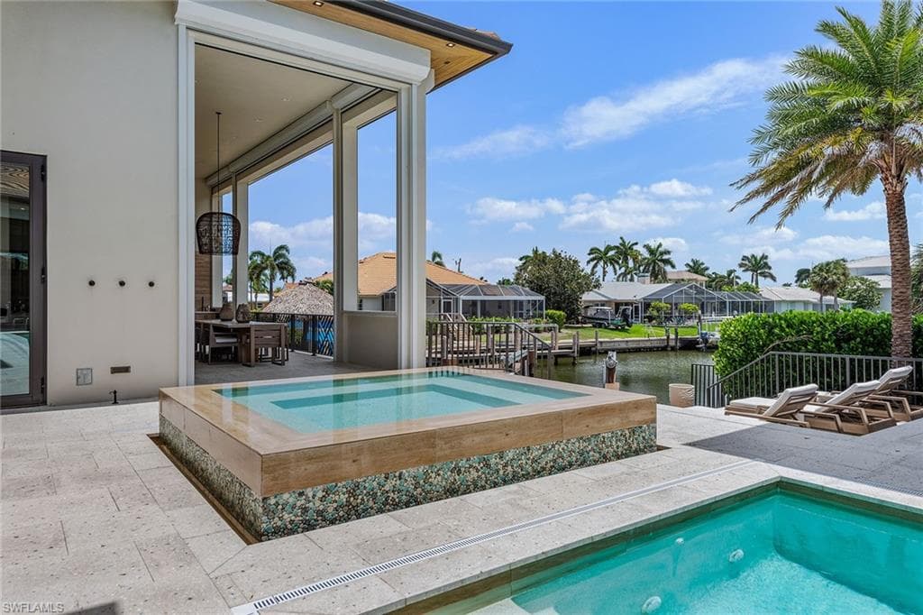 517 Barfield Dr, Marco Island, FL 34145-28