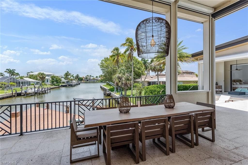 517 Barfield Dr, Marco Island, FL 34145-29