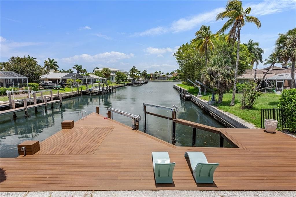 517 Barfield Dr, Marco Island, FL 34145-31